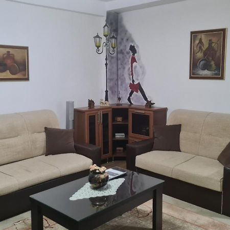 Ivana'S Apartment Битола Экстерьер фото